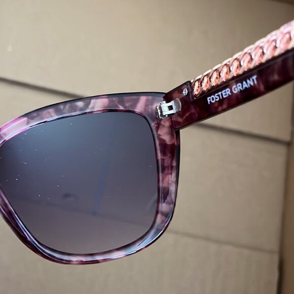 Foster Grant MaxBlock Sunglasses Purple Gold - Picture 8 of 8